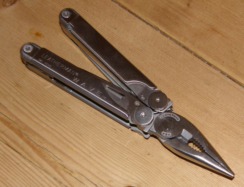 Leatherman Wave multitool (related model)