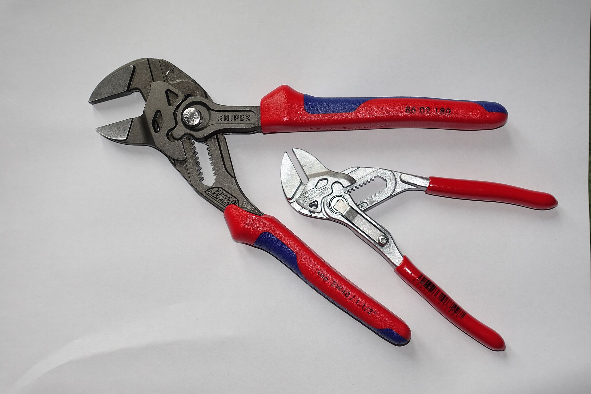Knipex pliers (related model)