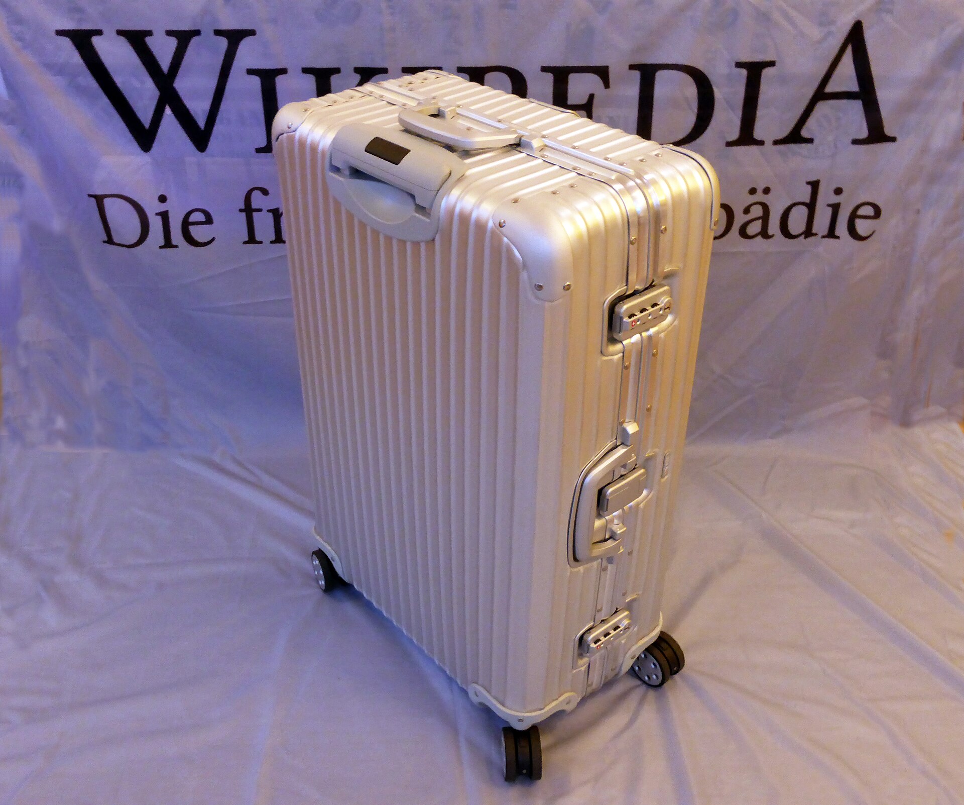 Rimowa Topas Aluminium Cabin